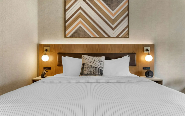 photo 5 of Cambria Hotel Columbia Downtown The Vista