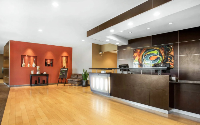photo 2 of SpringHill Suites by Marriott Roanoke