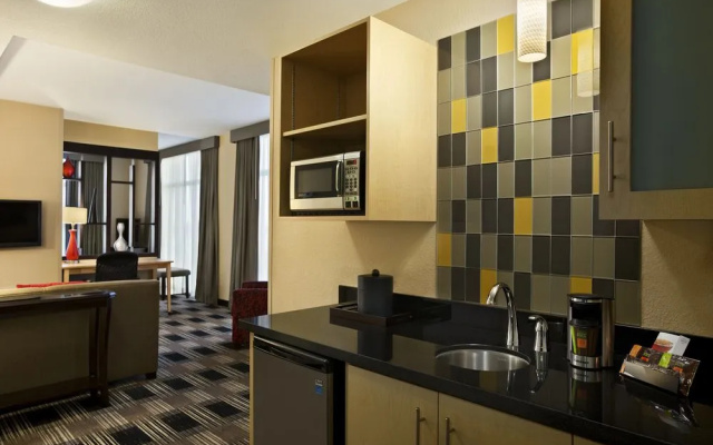photo 5 of Holiday Inn Express Miami Airport Blue Lagoon Area, an IHG Hotel