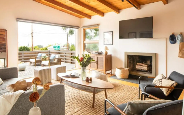 photo 2 of Camden by Avantstay 5mins to the Beach! Elevated Home w/ Pacific Ocean Views