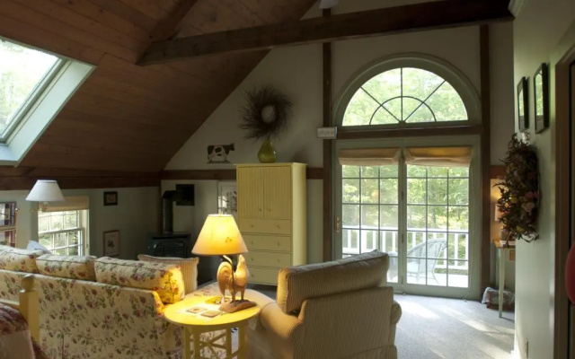 photo 5 of Camden Maine Stay Inn
