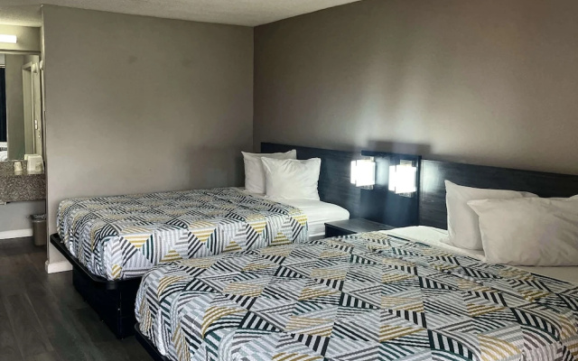 photo 3 of Motel 6 Lugoff, SC