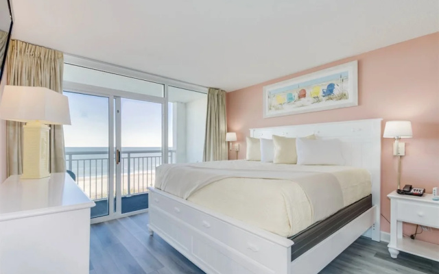 photo 2 of Camelot By The Sea 417