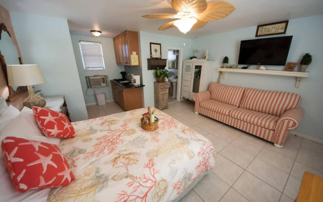 photo 3 of Camelot Beach Suites