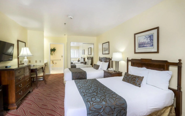 photo 3 of Campbell Inn