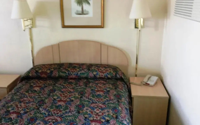 photo 3 of Campbell Motel