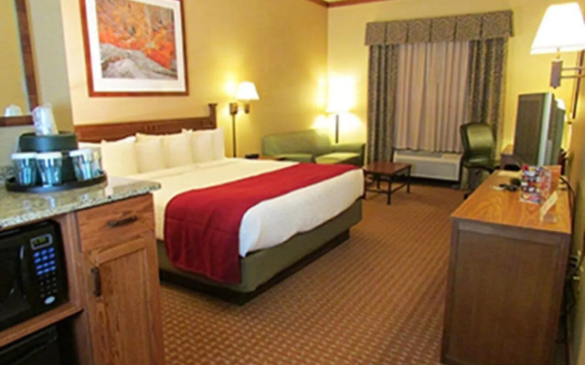 photo 5 of Canal Park Lodge