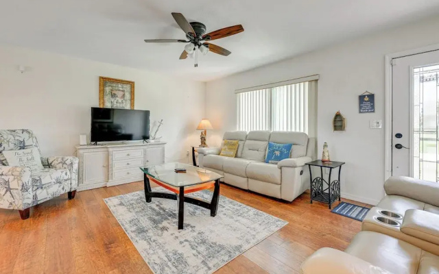 photo 5 of Canalfront Port Charlotte Getaway w/ Boat Dock!