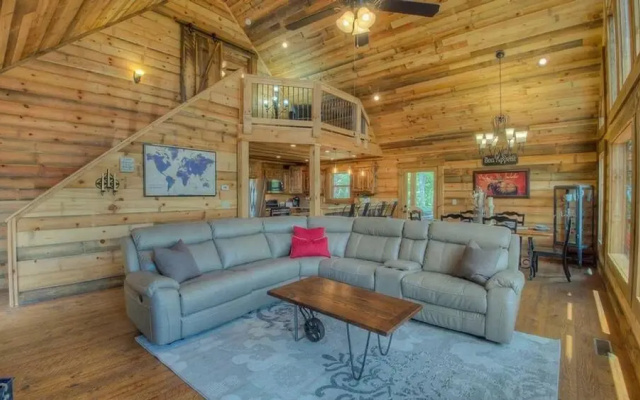photo 2 of Candlestick Cottage By Escape To Blue Ridge