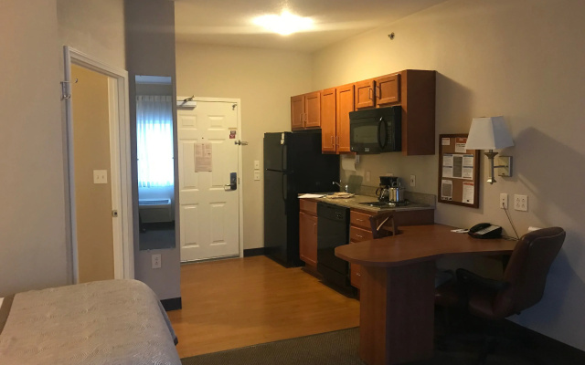 photo 5 of Candlewood Suites Kansas City Airport