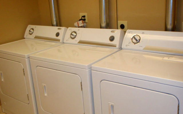 photo 4 of Candlewood Suites Airport by IHG
