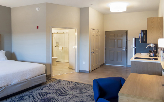 photo 3 of Candlewood Suites Avondale - New Orleans by IHG