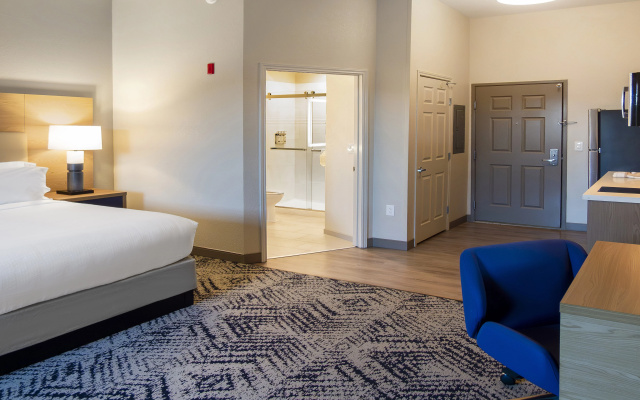 photo 4 of Candlewood Suites Avondale - New Orleans by IHG
