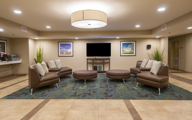 photo 2 of Candlewood Suites Baton Rouge - College Drive by IHG