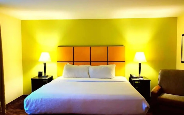 photo 4 of Candlewood Suites Belle Vernon