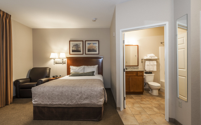 photo 3 of Candlewood Suites Burlington South by IHG
