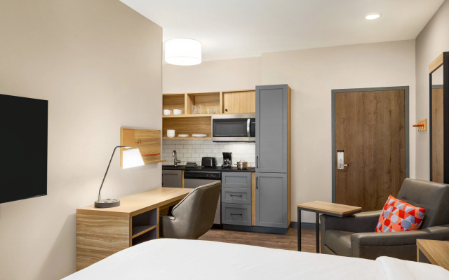 photo 3 of Candlewood Suites Chattanooga East Ridge by IHG