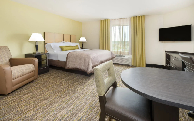 photo 2 of Candlewood Suites Columbia Hwy 63 & I-70