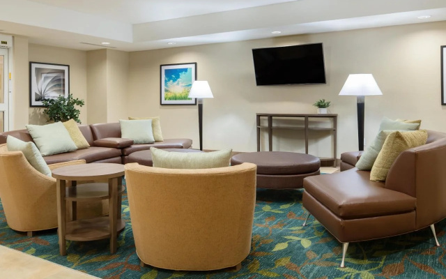 photo 3 of Candlewood Suites Columbia Hwy 63 & I-70