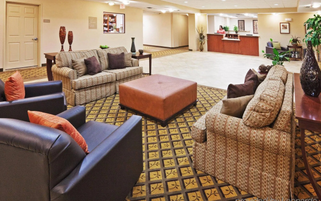 photo 2 of Candlewood Suites Dallas Plano East Richardson by IHG