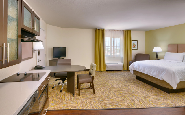photo 3 of Candlewood Suites Dallas Plano East Richardson by IHG