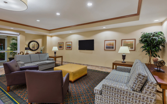 photo 3 of Candlewood Suites Decatur Medical Center by IHG