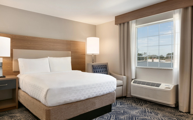 photo 3 of Candlewood Suites Deer Park TX by IHG