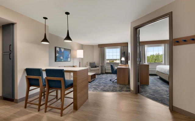 photo 4 of Candlewood Suites Deer Park TX by IHG