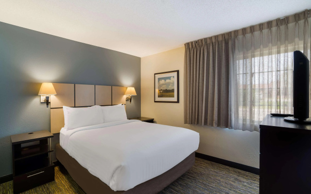 photo 5 of Sonesta Simply Suites Des Moines