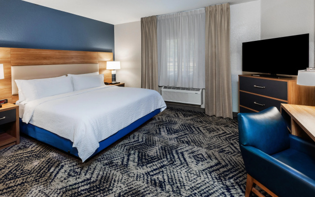 photo 4 of Candlewood Suites Fayetteville – University of Arkansas by IHG