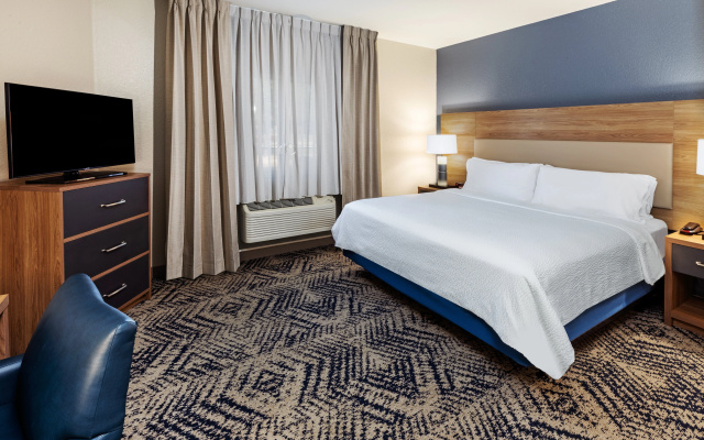 photo 5 of Candlewood Suites Fayetteville – University of Arkansas by IHG