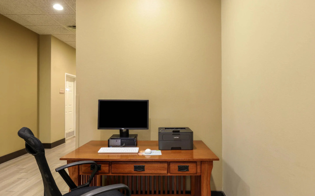 photo 4 of MainStay Suites Fitchburg - Madison
