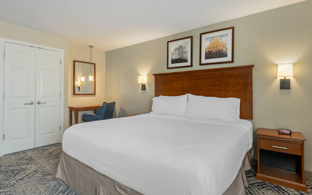 photo 5 of Candlewood Suites Indianapolis East by IHG
