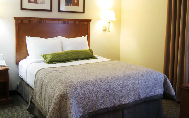 photo 4 of Candlewood Suites Lake Charles - Sulphur by IHG