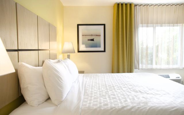 photo 2 of Candlewood Suites - Lancaster West by IHG