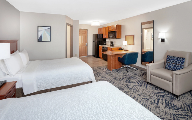 photo 4 of Candlewood Suites Louisville North by IHG