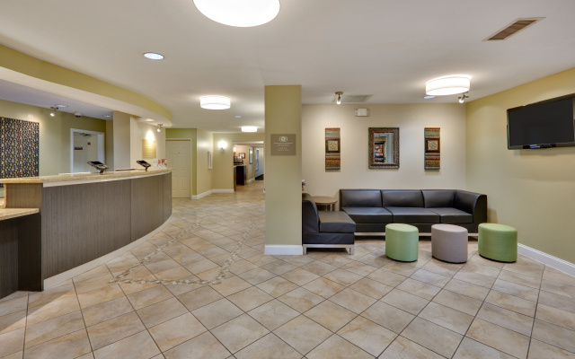 photo 2 of Candlewood Suites Market Center by IHG