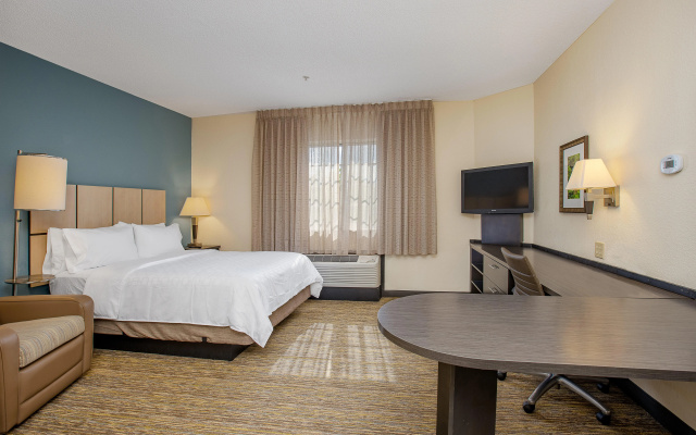 photo 3 of Sonesta Simply Suites Miami Airport Doral