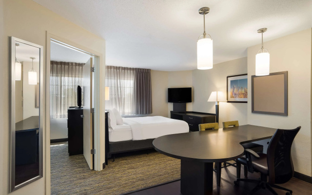 photo 3 of Sonesta Simply Suites Nashville Brentwood