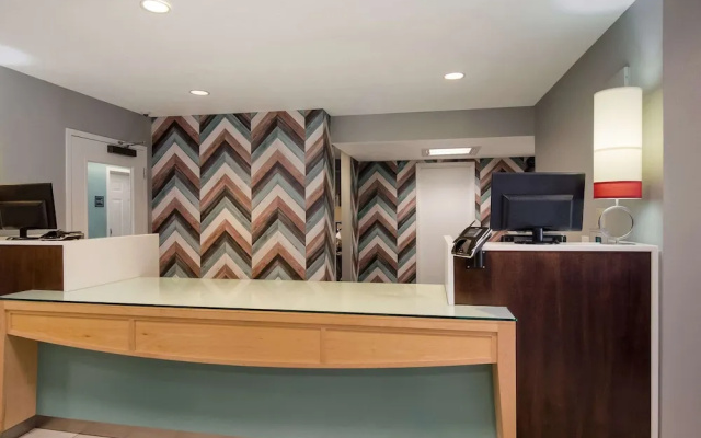 photo 2 of Candlewood Suites Omaha