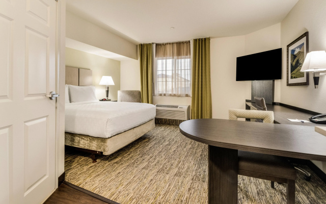 photo 5 of Candlewood Suites Portland Airport by IHG