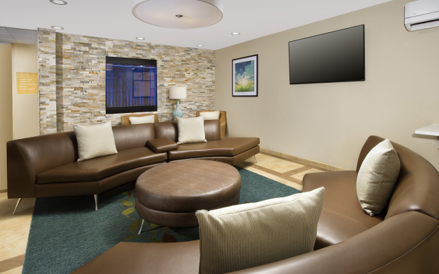 photo 2 of Candlewood Suites Richmond-South by IHG
