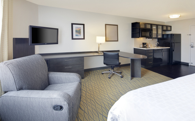photo 4 of Candlewood Suites Rogers / Bentonville by IHG