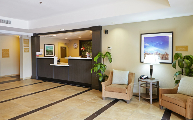 photo 2 of Candlewood Suites San Antonio Airport by IHG
