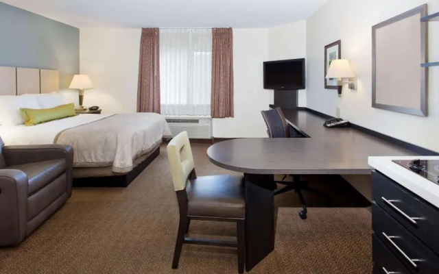 photo 2 of Sonesta Simply Suites San Antonio NW