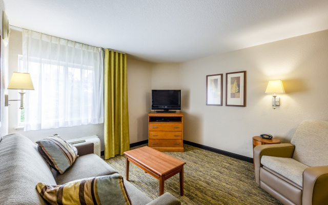 photo 4 of Candlewood Suites Savannah Airport by IHG