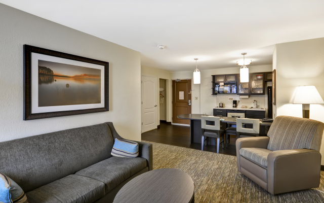 photo 4 of Candlewood Suites Smyrna - Nashville by IHG