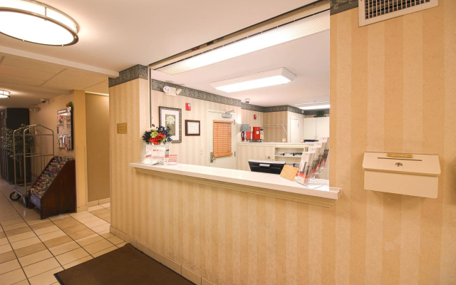 photo 2 of Sonesta Simply Suites  St Louis Earth City