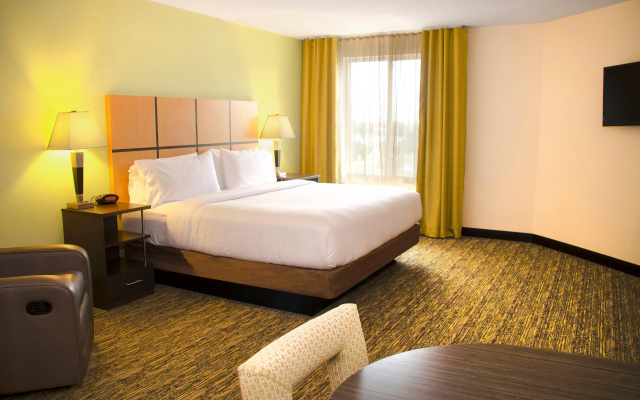 photo 4 of Candlewood Suites York by IHG