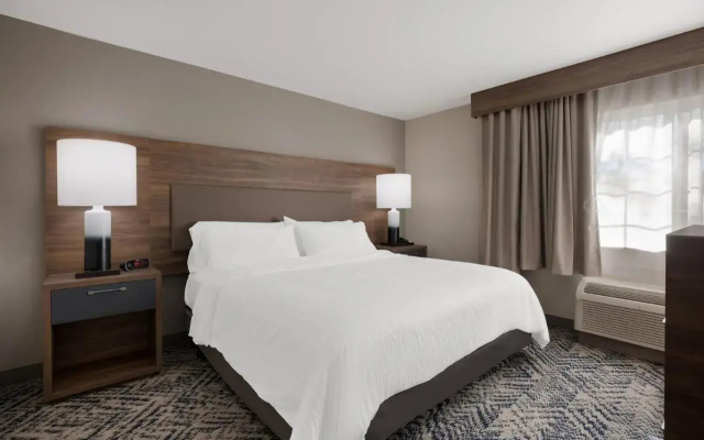photo 5 of Candlewood Suites Lafayette - River Ranch by IHG